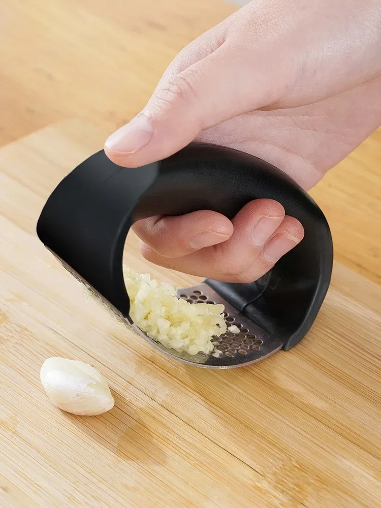 Triturador de Alho Manual em Aço Inoxidável – Prático e Durável