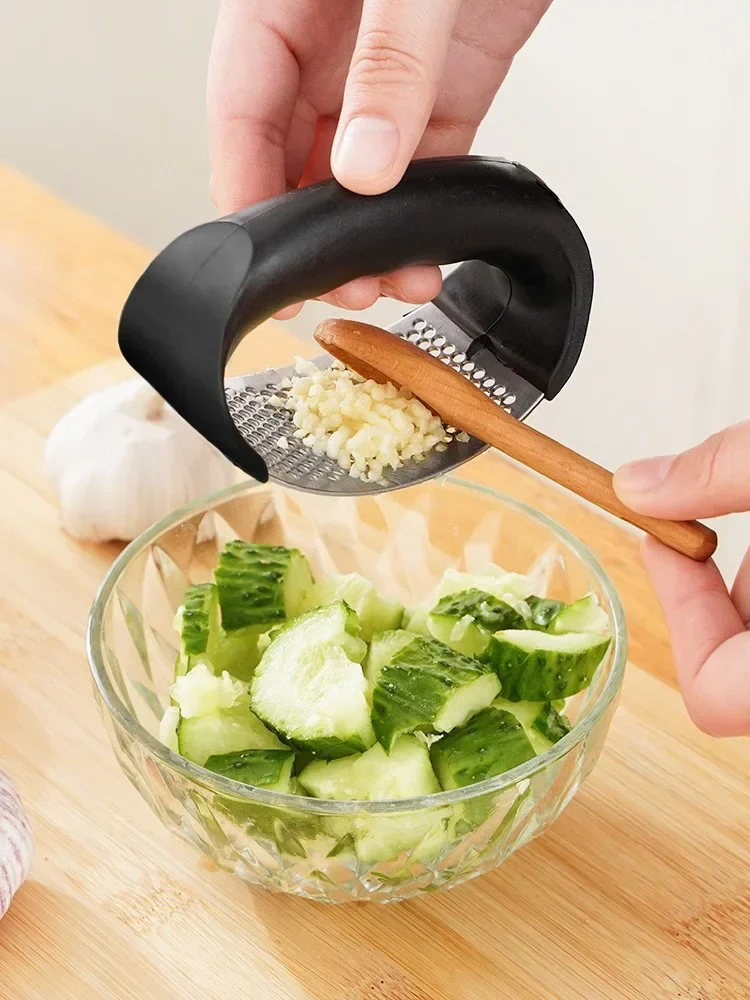 Triturador de Alho Manual em Aço Inoxidável – Prático e Durável